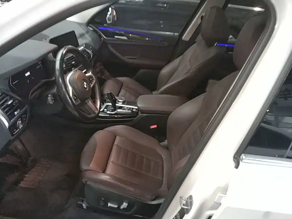 BMW X3 — миниатюра 15