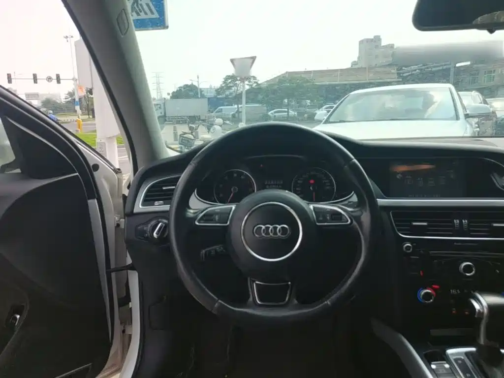 Audi A4L — миниатюра 7