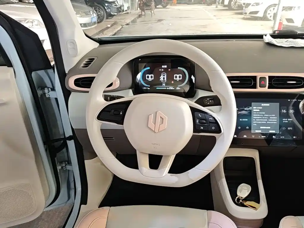 Leapmotor Leapmotor T03 — миниатюра 11
