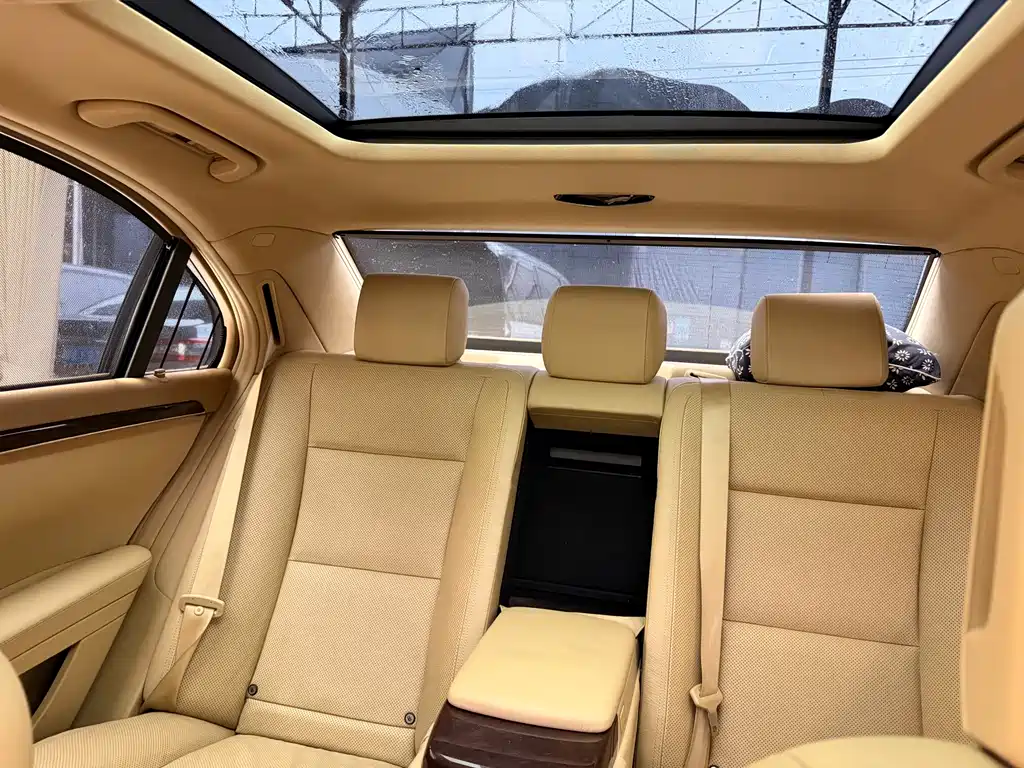 Mercedes-Benz S-Class — миниатюра 21