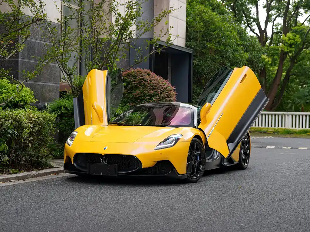 Maserati MC20 — миниатюра 4