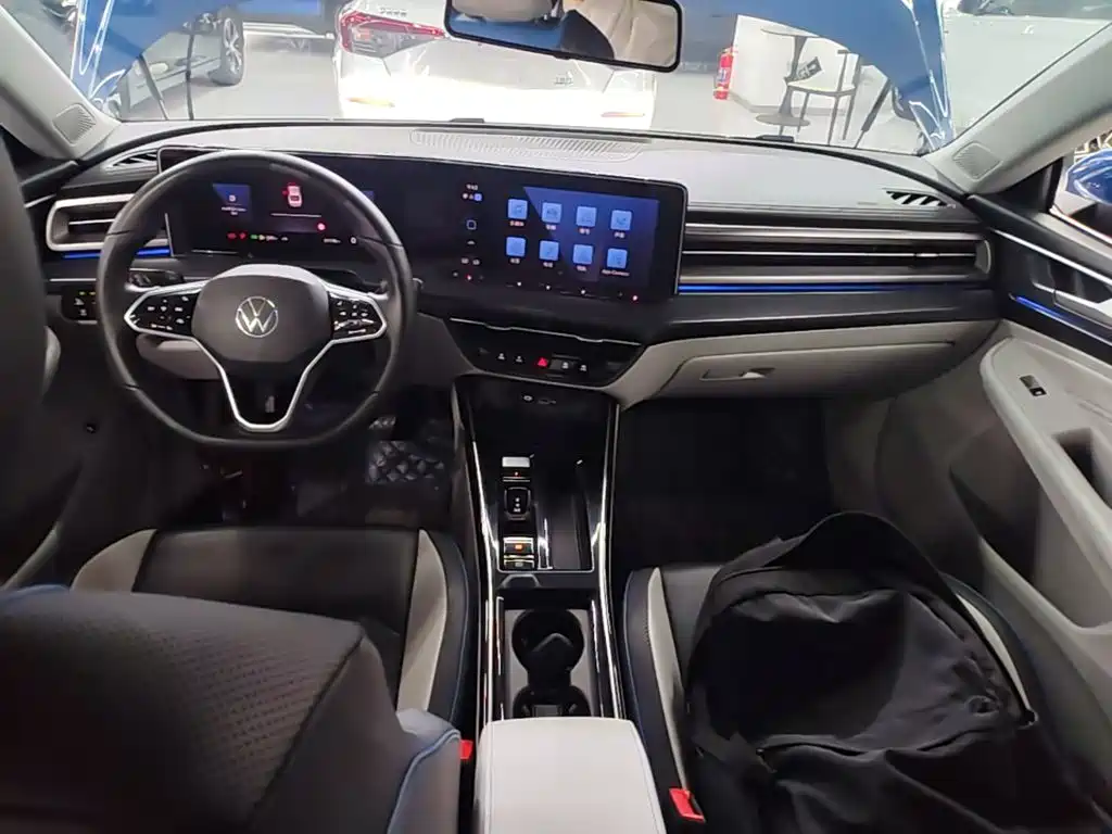 Volkswagen Lamando — миниатюра 10