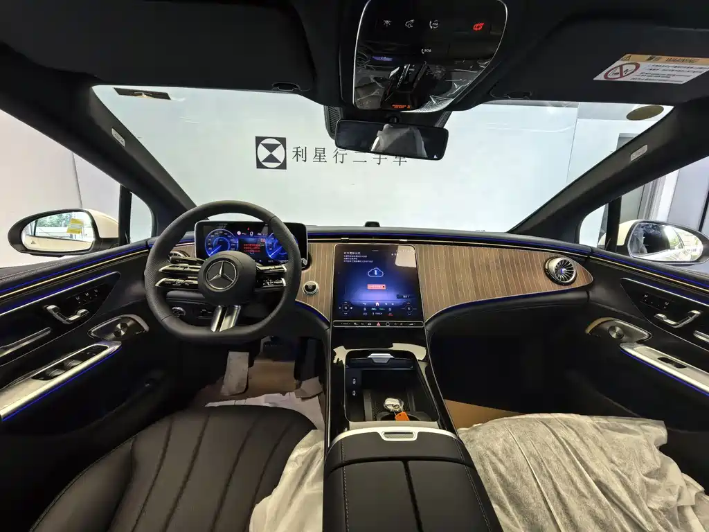 Mercedes-Benz EQE — миниатюра 9