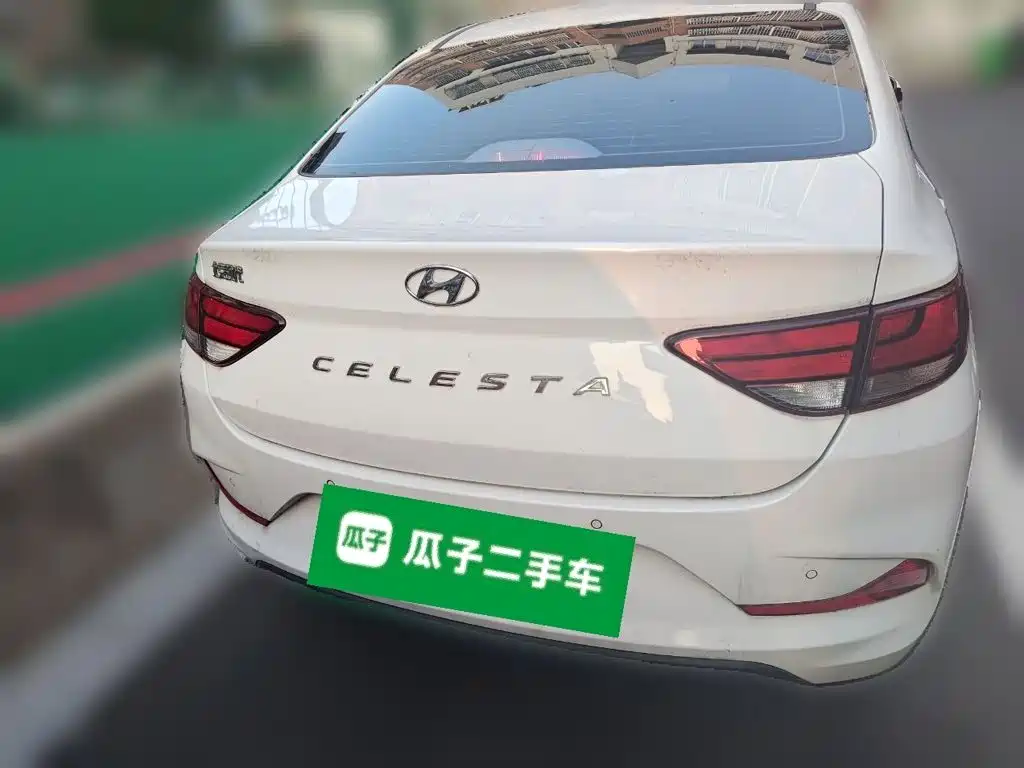 Hyundai Elantra — миниатюра 3