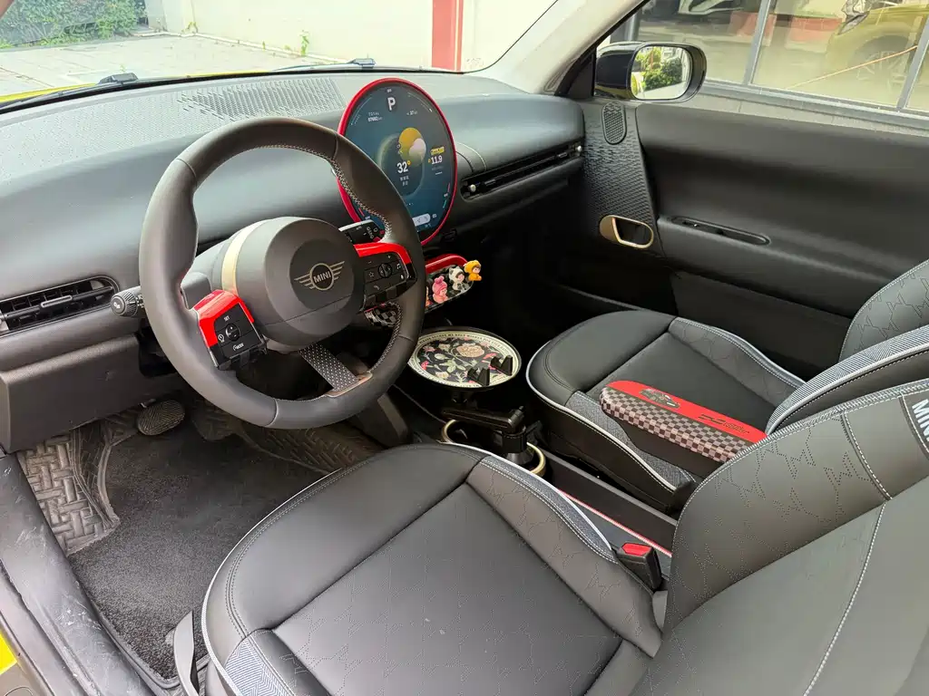 MINI MINI COOPER EV — миниатюра 9