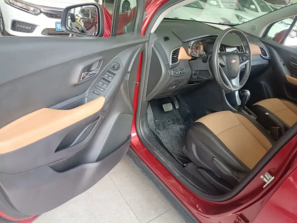 Chevrolet Trax — миниатюра 16