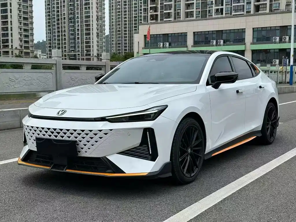 Changan UNI-V