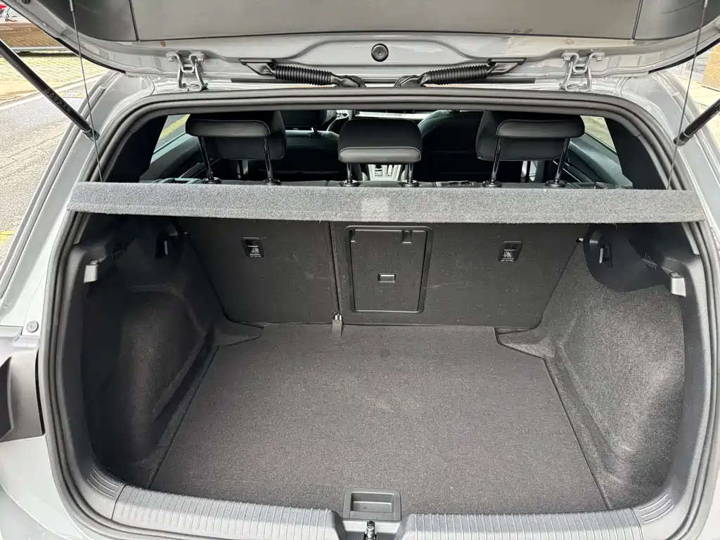 Volkswagen Golf — миниатюра 11