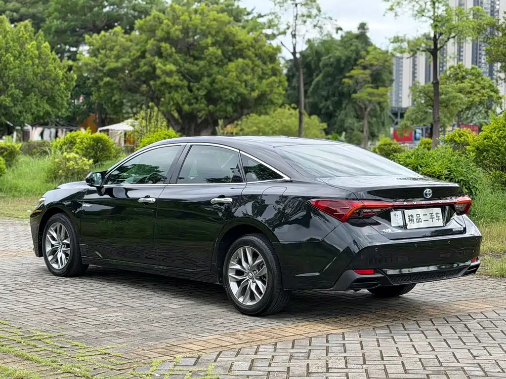 Toyota Avalon — миниатюра 16