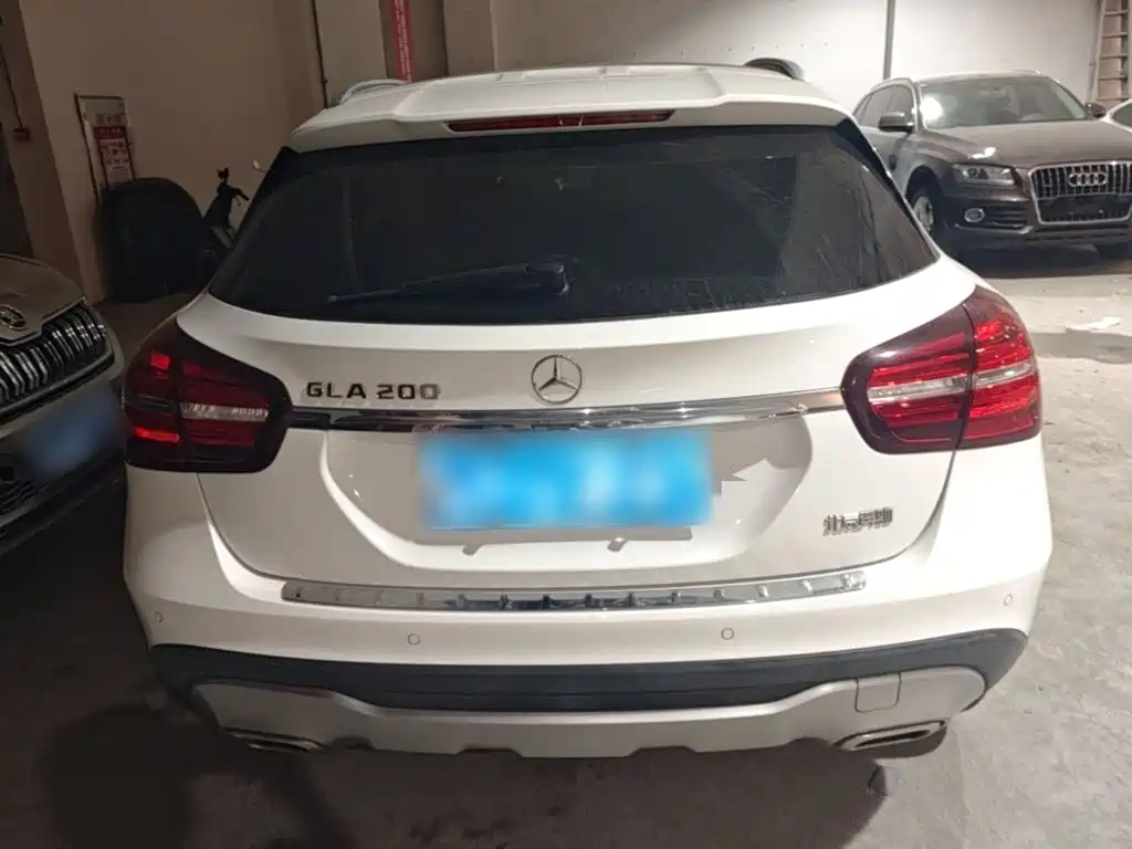 Mercedes-Benz GLA — миниатюра 6