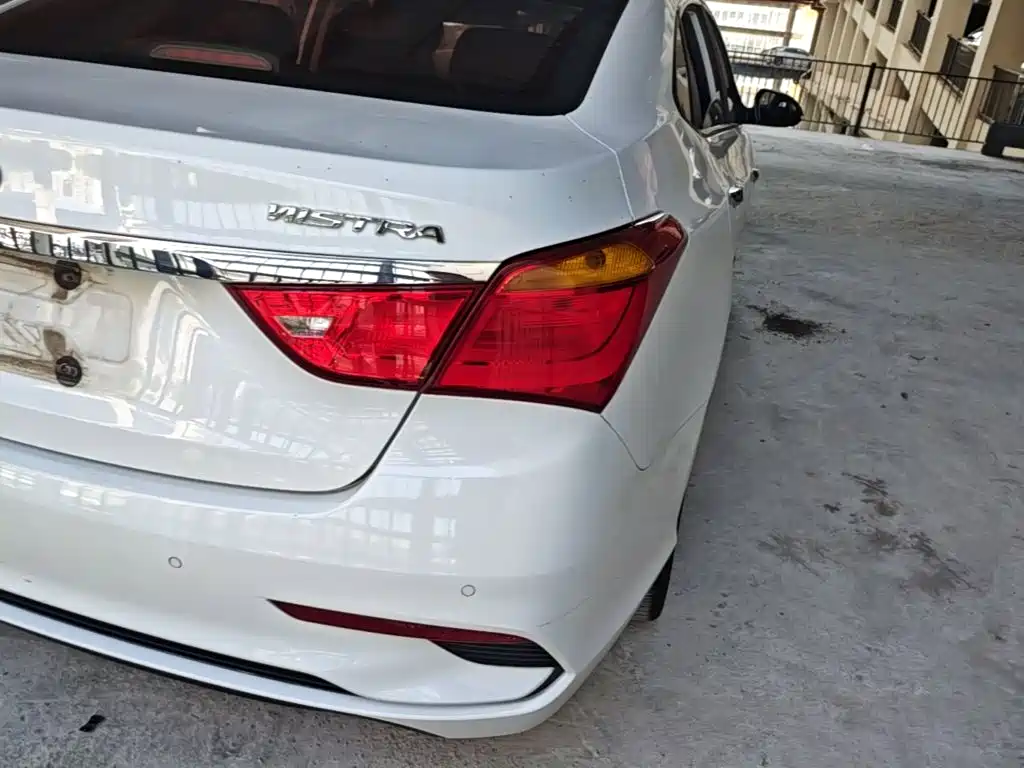 Hyundai Mistra — миниатюра 8