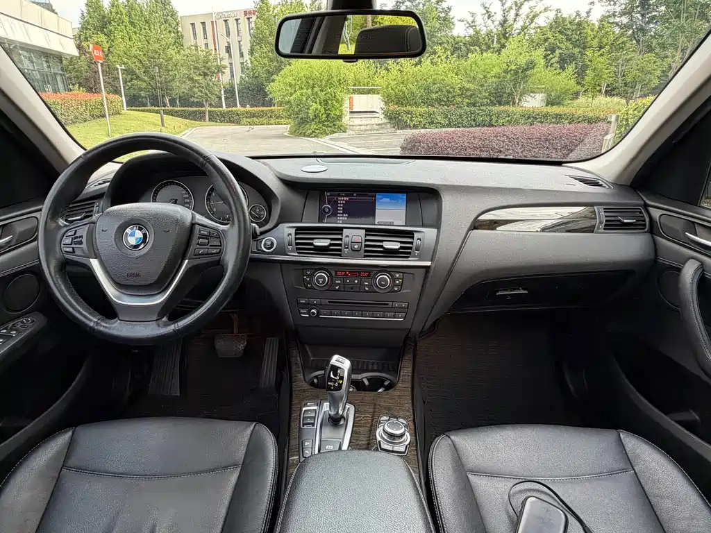 BMW X3 2011 xDrive28i Luxury