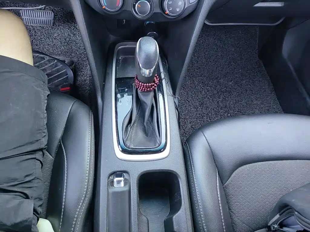 Chevrolet Cavalier — миниатюра 14