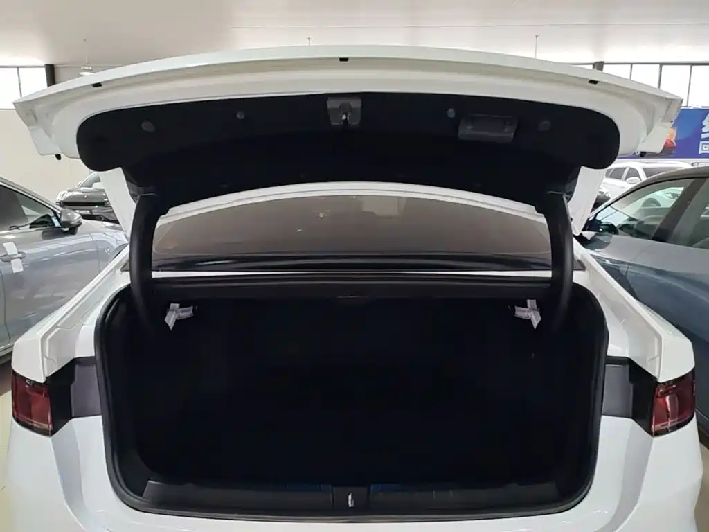BYD Qin PLUS — миниатюра 19