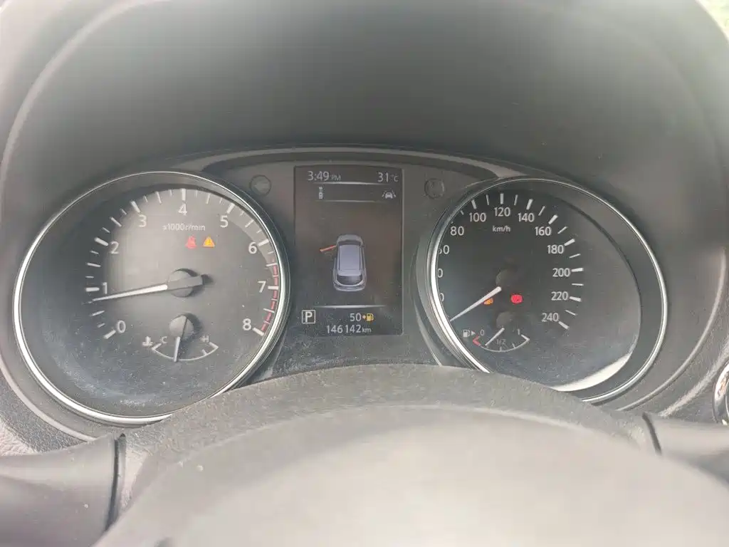 Nissan Qashqai — миниатюра 8