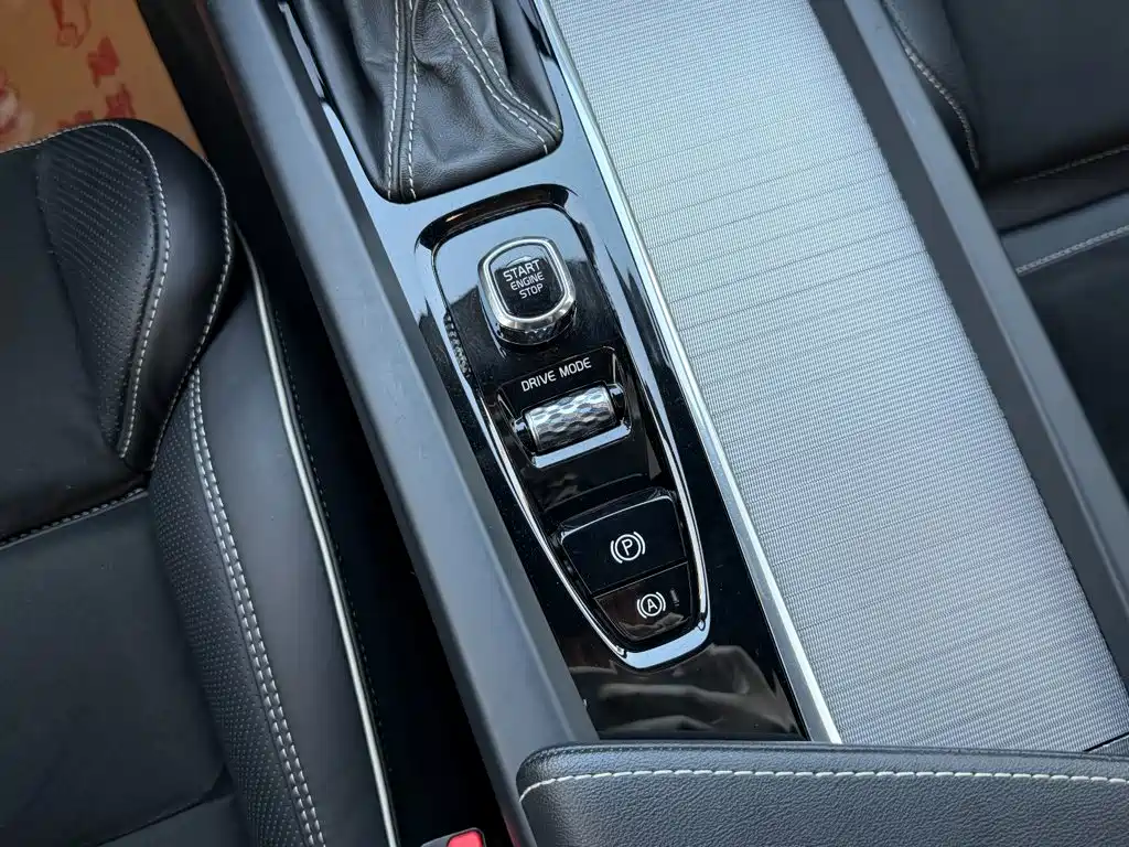 Volvo XC60 — миниатюра 22