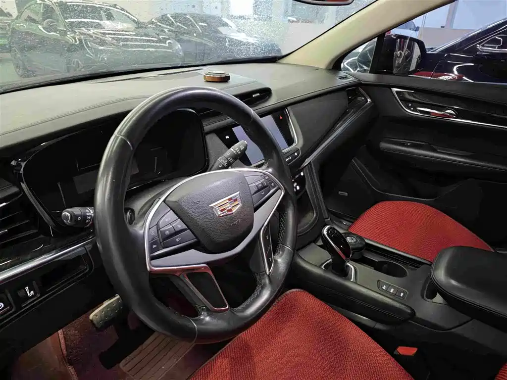 Cadillac XT5 2016 28T Luxury