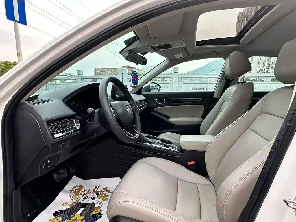 Honda Civic — миниатюра 5