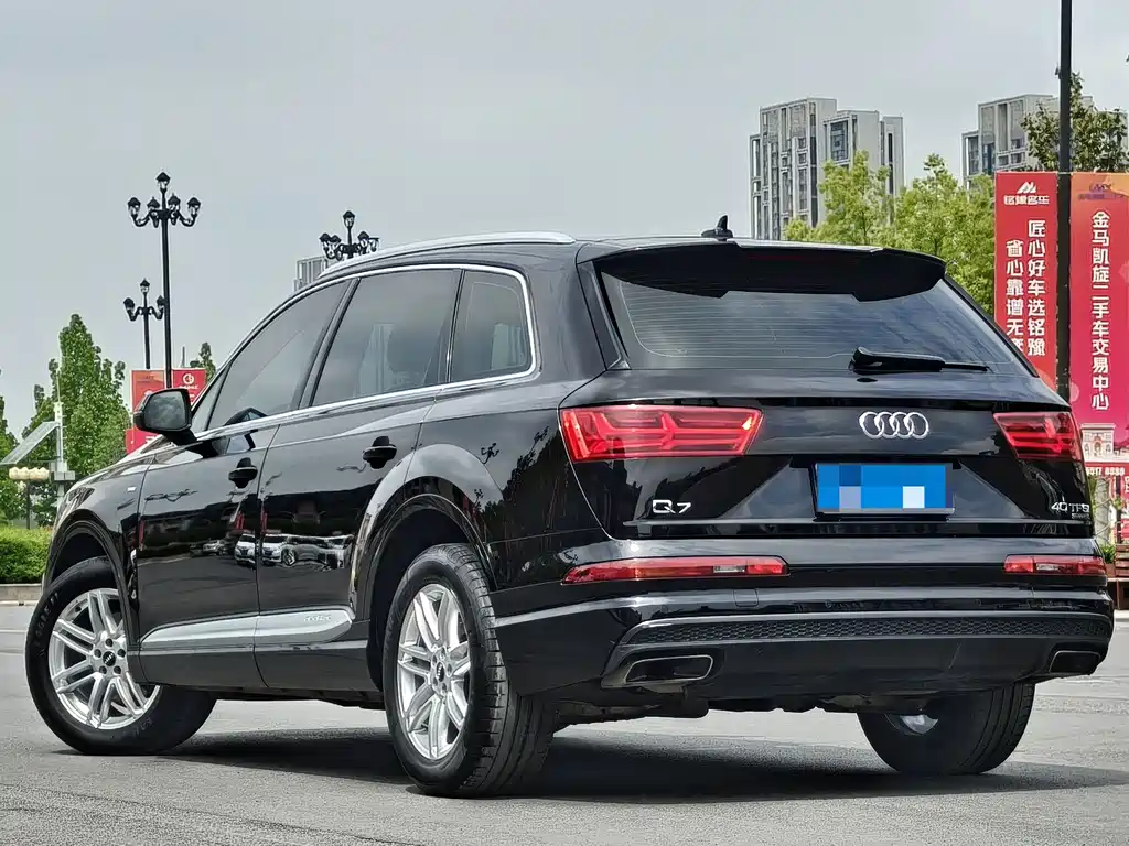 Audi Q7 — миниатюра 22
