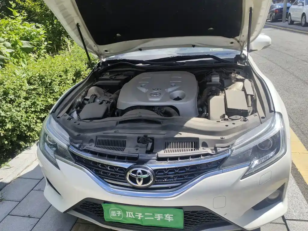 Toyota Reiz — миниатюра 16