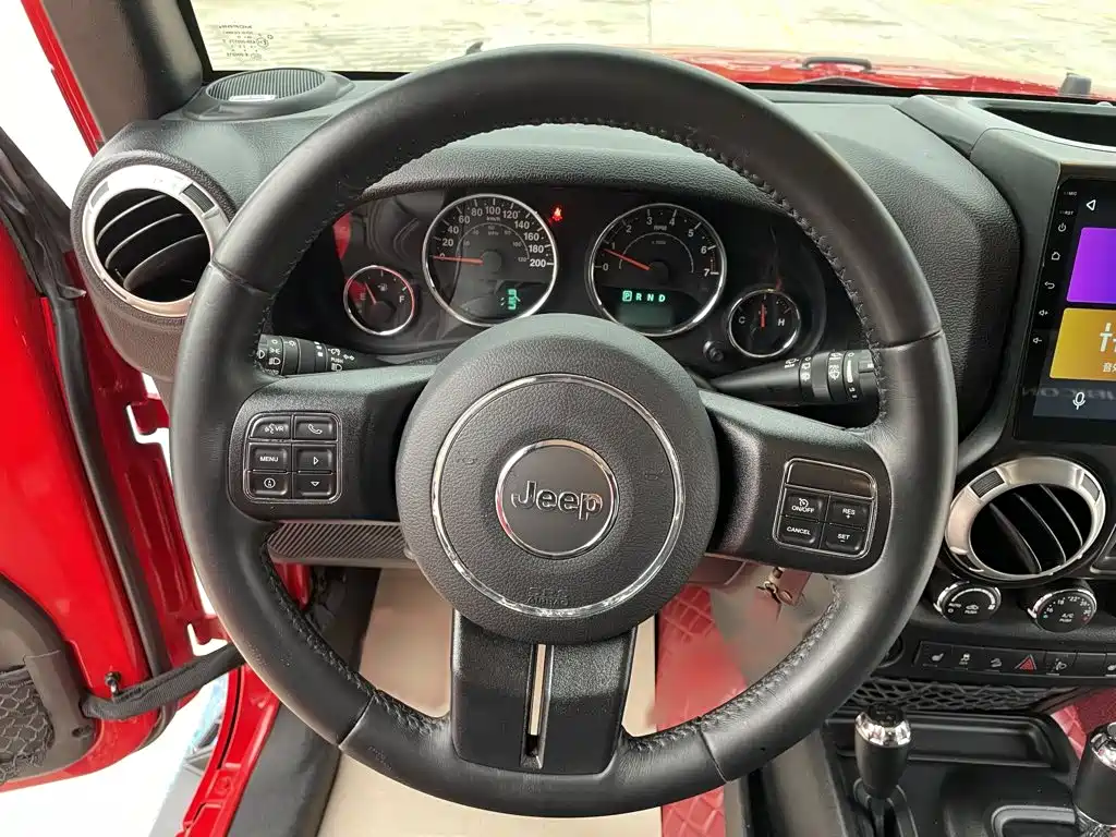 Jeep Wrangler — миниатюра 11