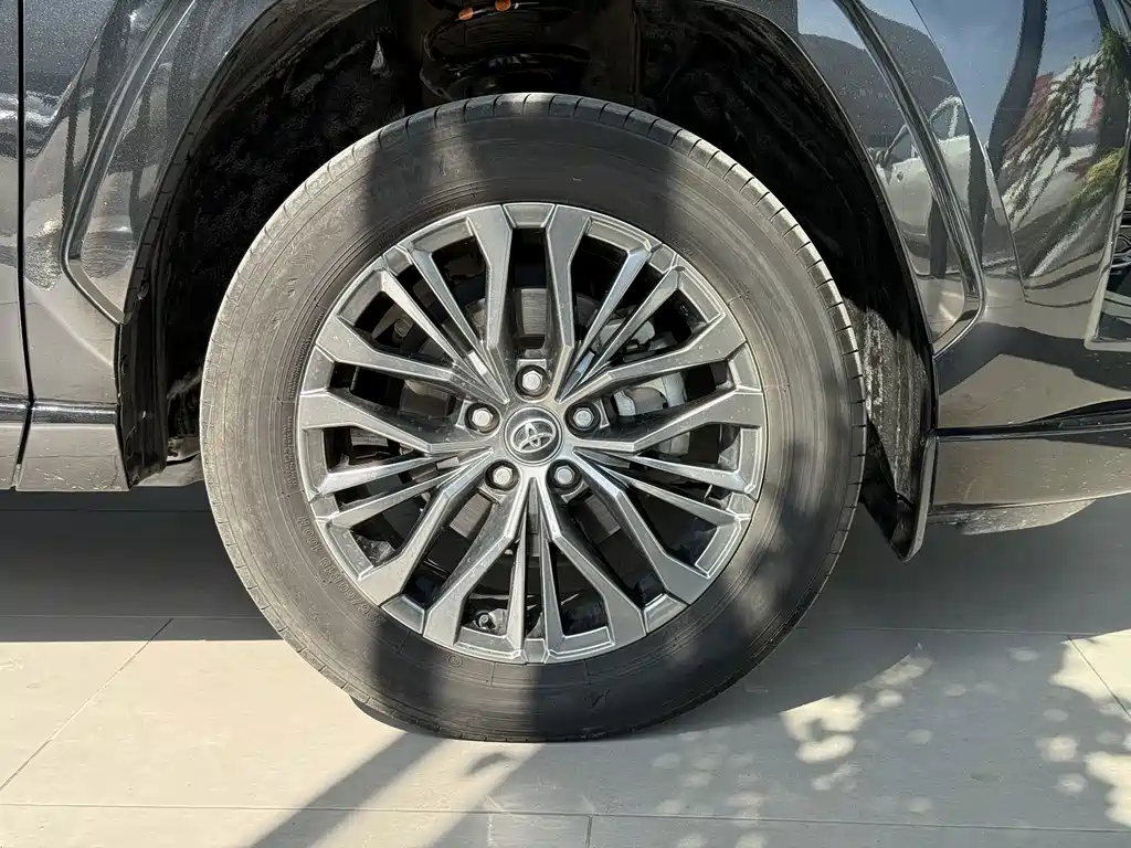 Toyota Wildlander — миниатюра 16