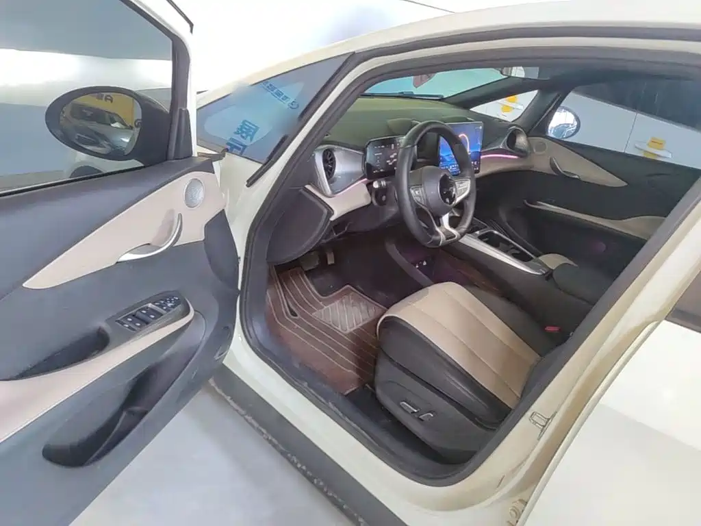BYD Dolphin — миниатюра 16