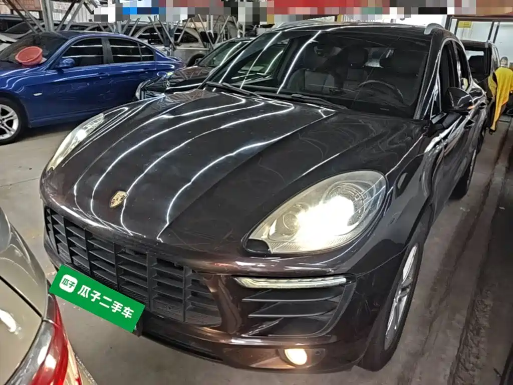 Porsche Macan — миниатюра 3