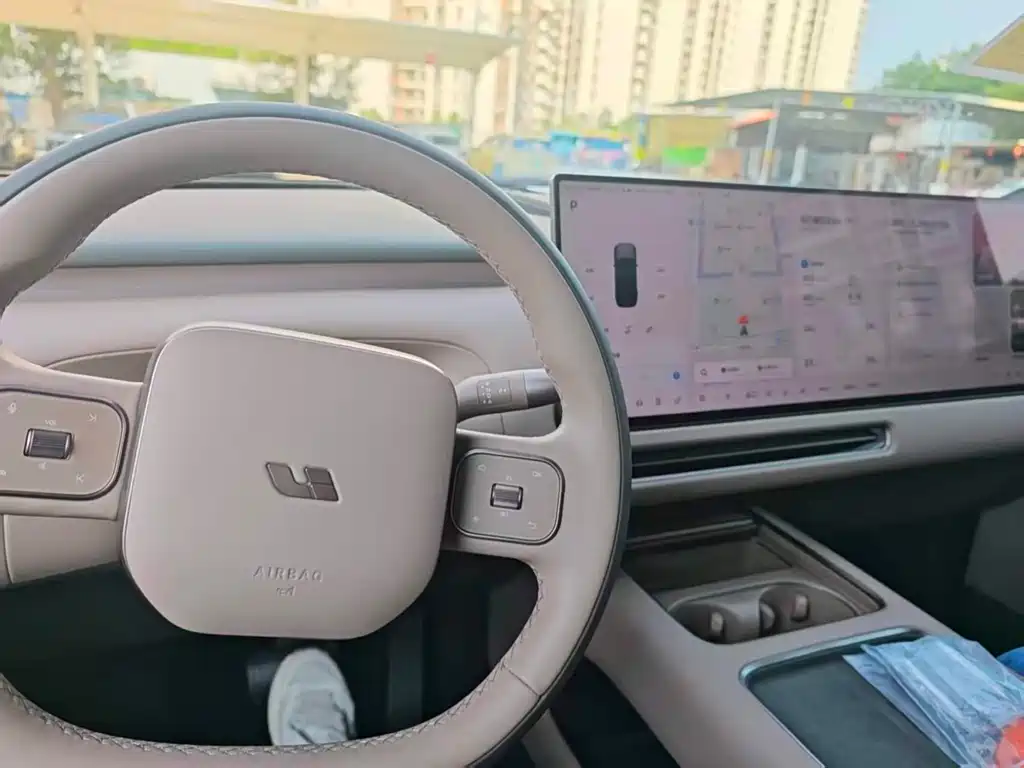 Li Auto Li L8 — миниатюра 8