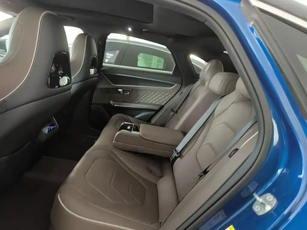 BYD Han — миниатюра 17