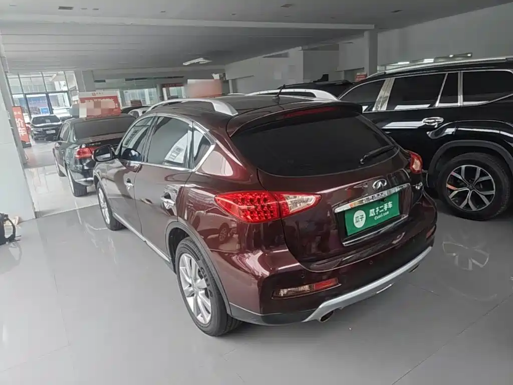 Infiniti QX50 — миниатюра 5