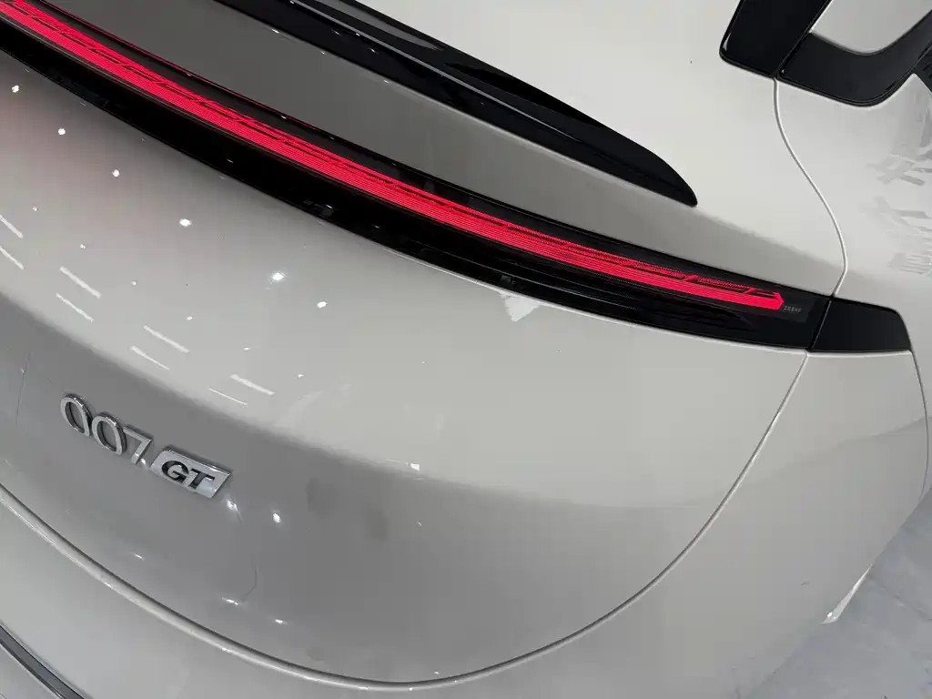 Zeekr 007GT — миниатюра 16