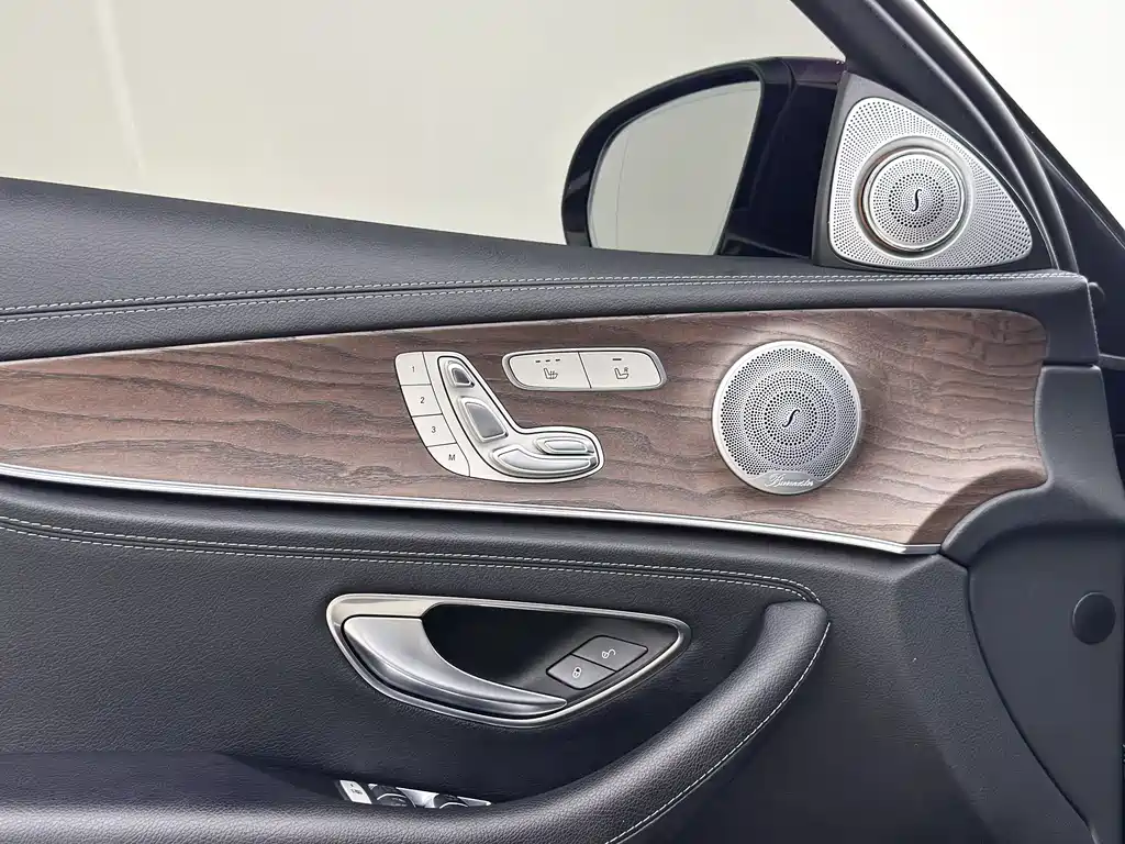 Mercedes-Benz E-Class New Energy — миниатюра 10