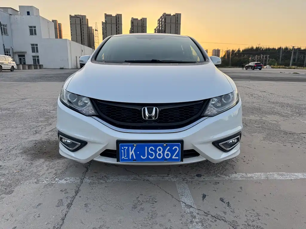 Honda Jade