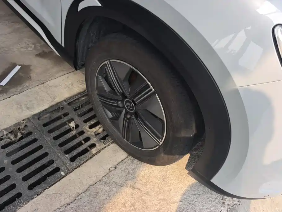 BYD Yuan UP — миниатюра 6
