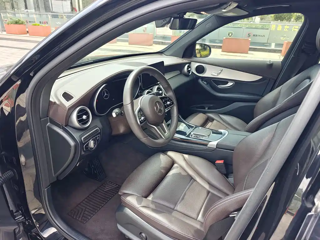 Mercedes-Benz GLC — миниатюра 5