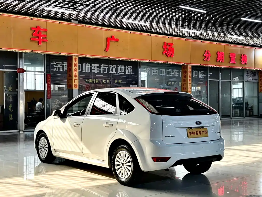Ford Focus — миниатюра 6