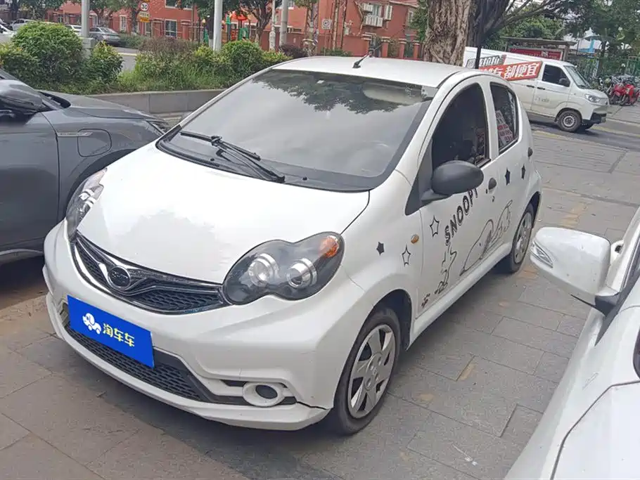 Byd F0 2018