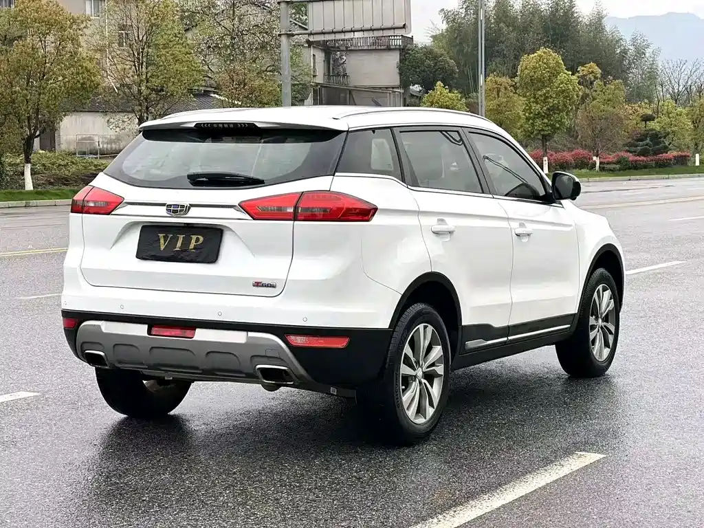 Geely Boyue — миниатюра 9