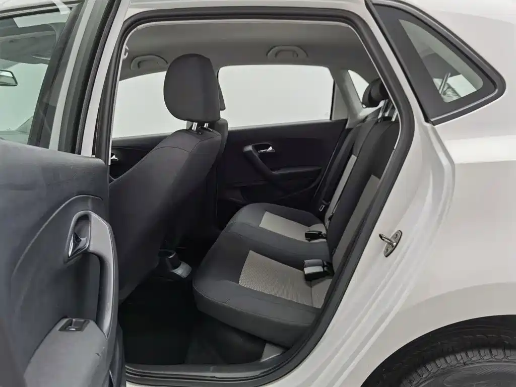 Volkswagen Polo — миниатюра 15