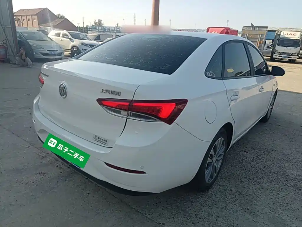 Buick Excelle — миниатюра 7