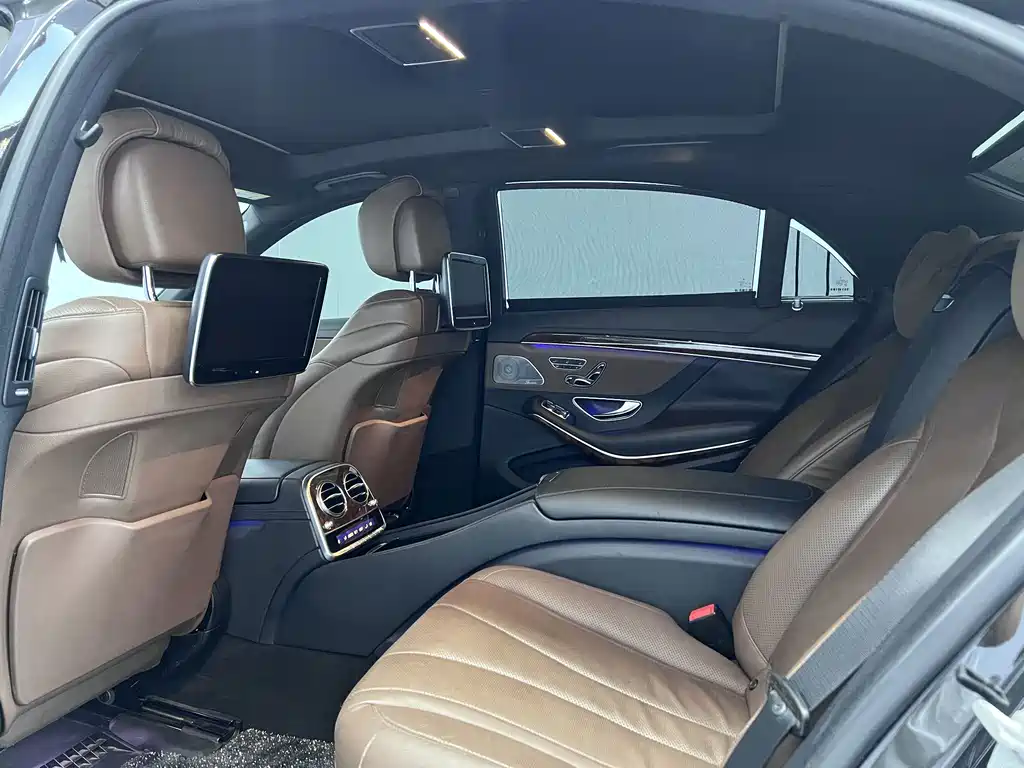 Mercedes-Benz S-Class — миниатюра 8