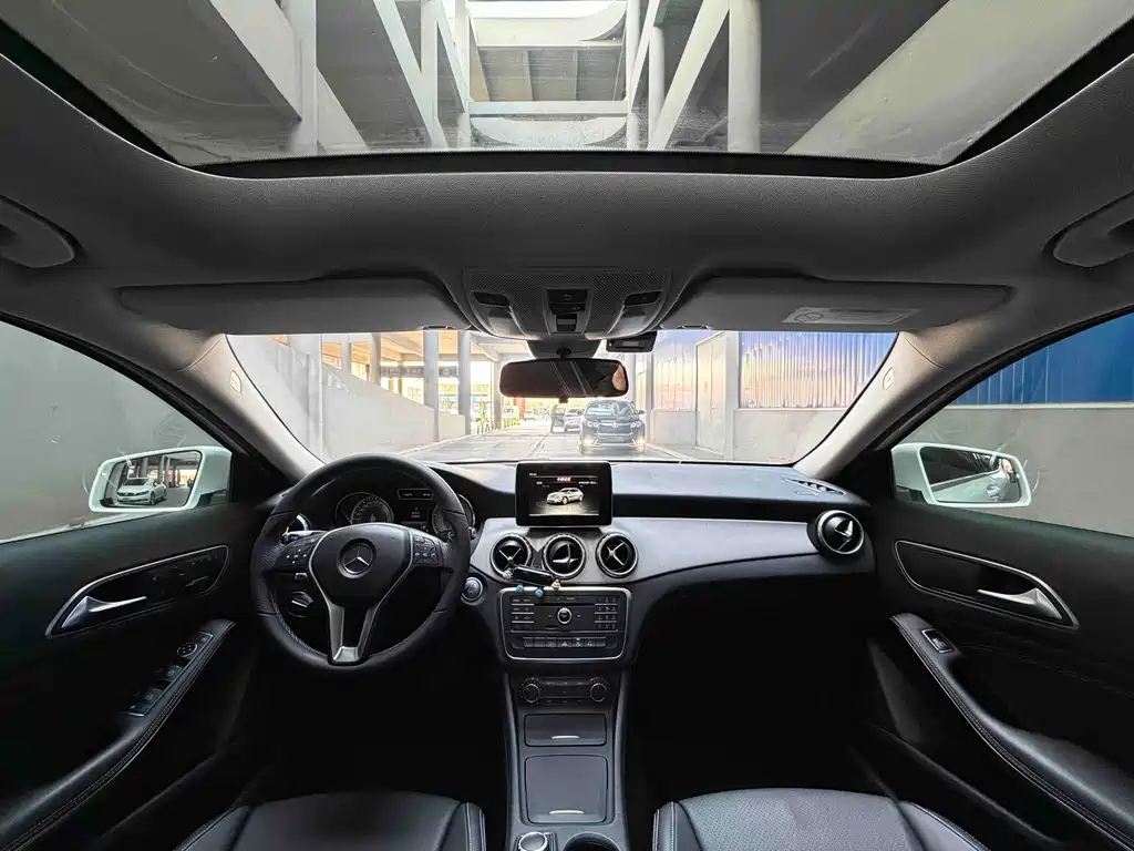 Mercedes-Benz GLA — миниатюра 9