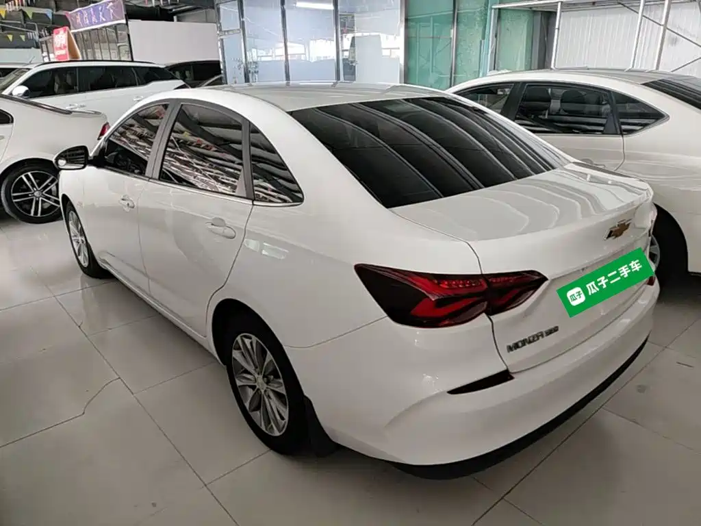 Chevrolet Monza — миниатюра 5