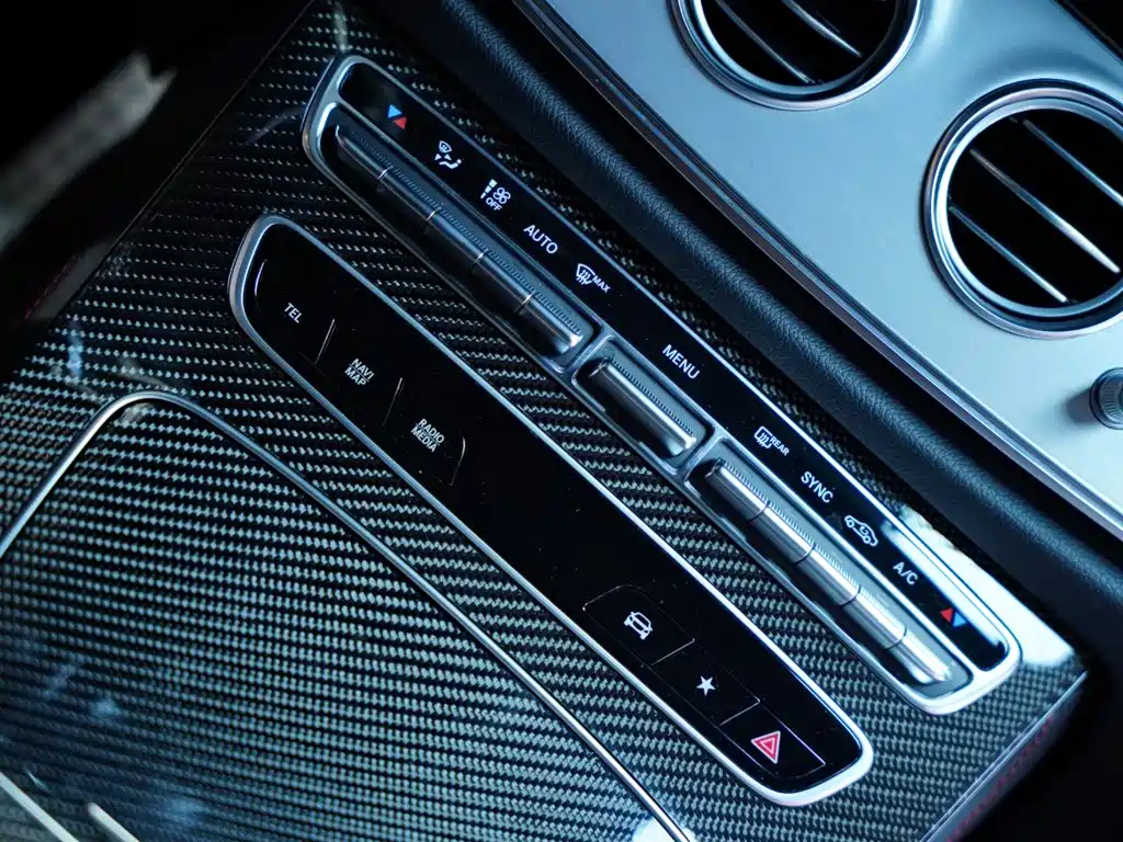 Mercedes-Benz E-Class AMG — миниатюра 39