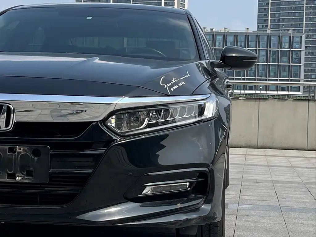 Honda Accord 2018 260TURBO Elite V