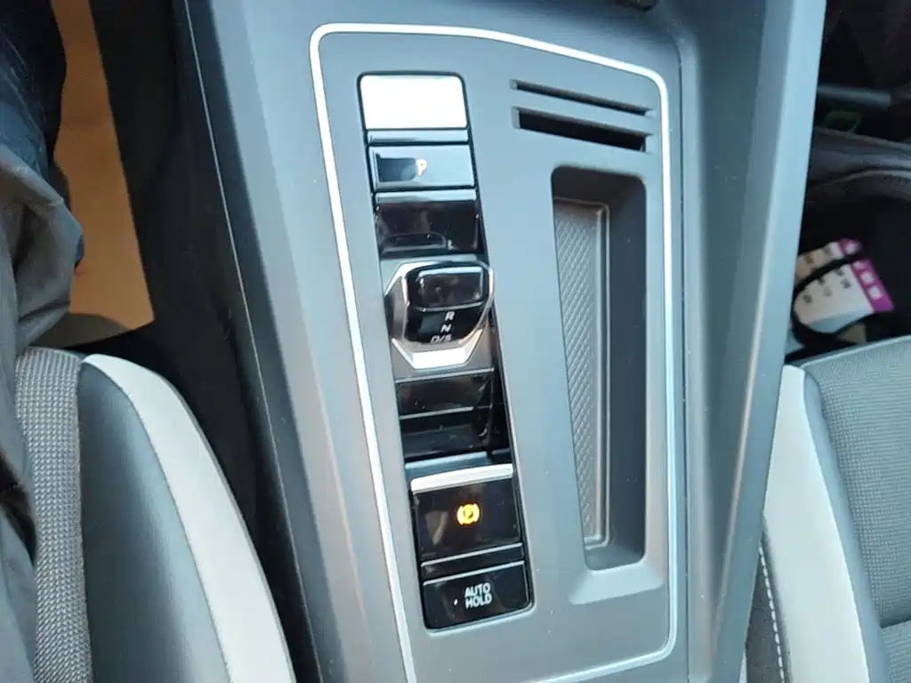 Volkswagen Golf — миниатюра 14