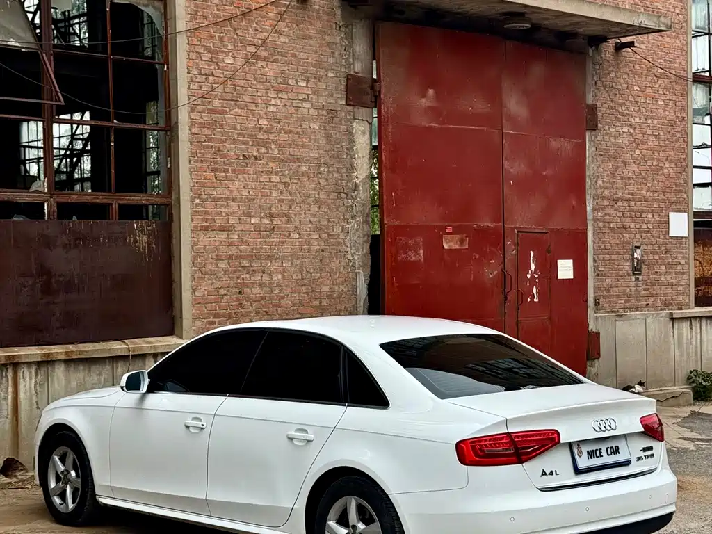 Audi A4L — миниатюра 11