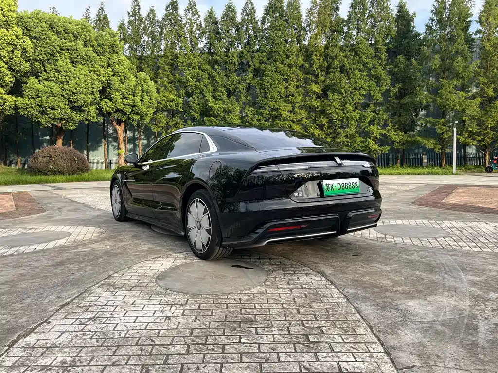 Yangwang Yangwang U7 — миниатюра 10