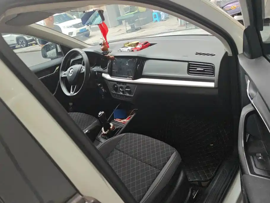 Skoda Kamiq — миниатюра 8